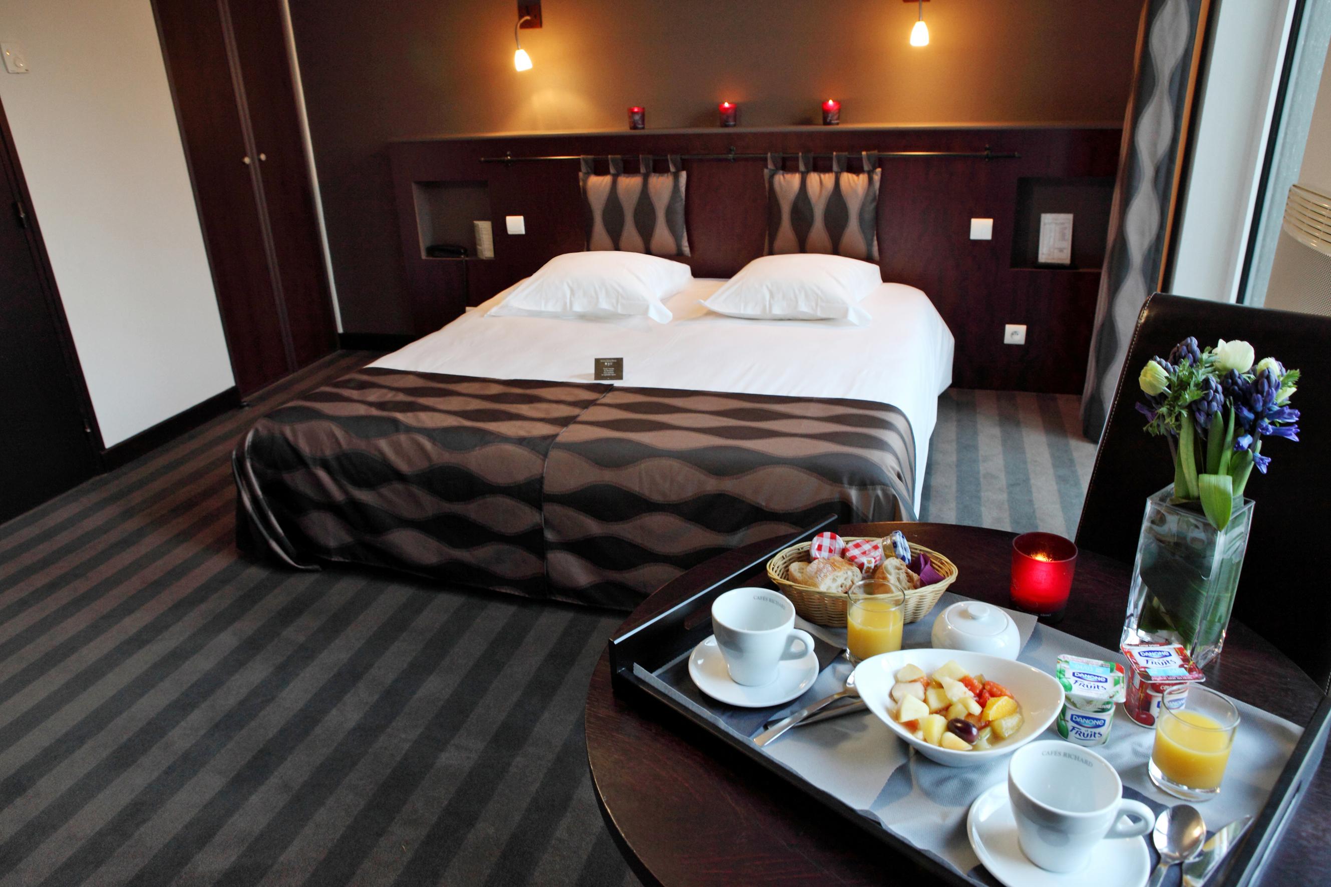 Domaine De Cice-Blossac, Resort Spa & Golf ブリュ エクステリア 写真